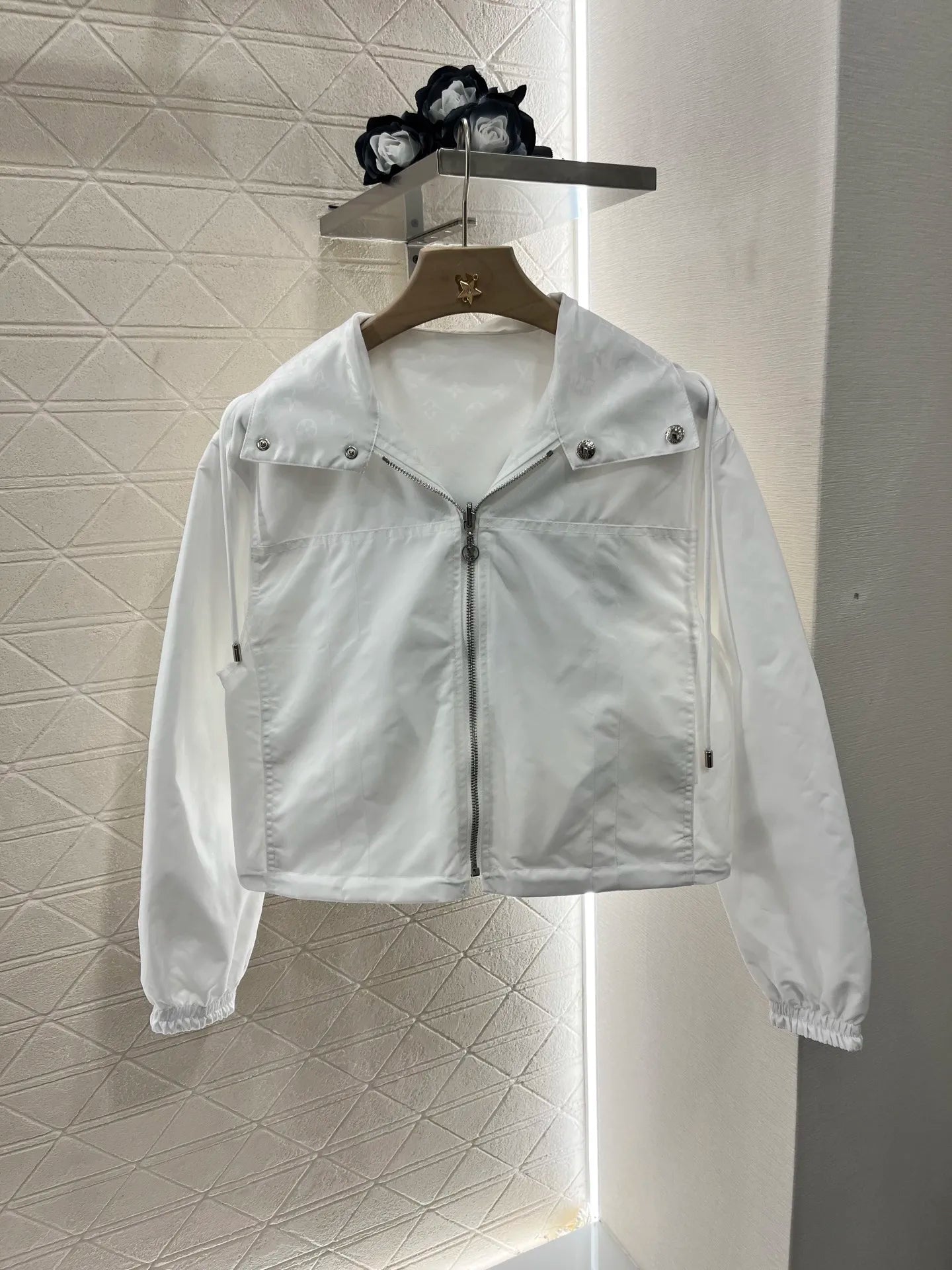 2025 New Women's Reversible Jacquard Zip-Up Windbreaker Lightweight Waterproof Hiking Cycling Outdoor Travel Hooded Jacket