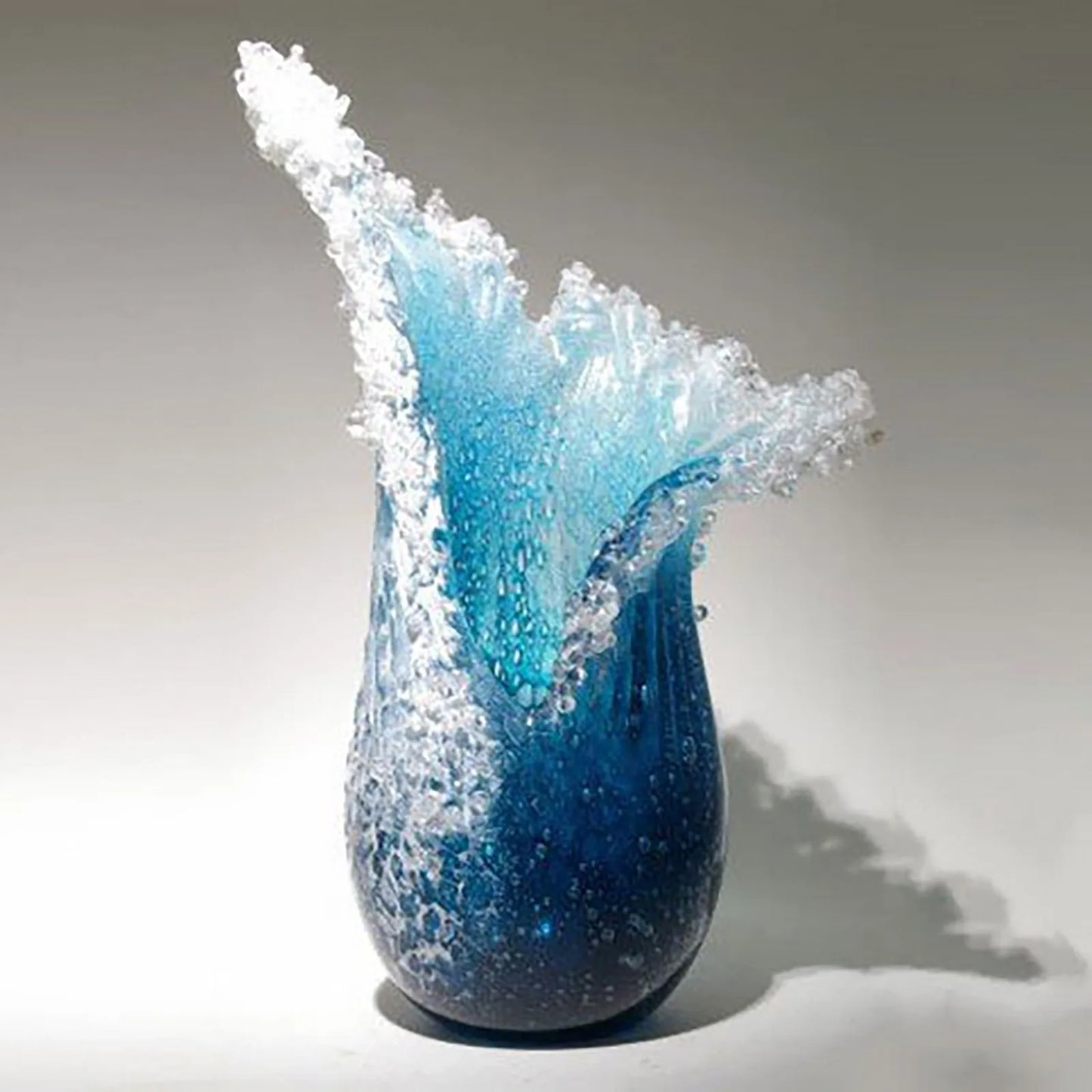 Sea Wave Vase, Wavy Vase Resin Blue Wavy Vase For Office Living Room Decorations Coffee Shop Decor
