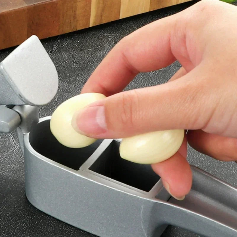 In 1 Multifunctional Garlic Press Garlic Slicer Zinc Alloy Manual Kitchen Gadget and Accessories Gadgets for Home